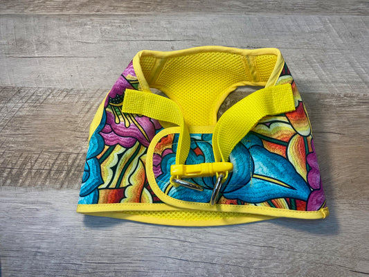 Step in harness yellow