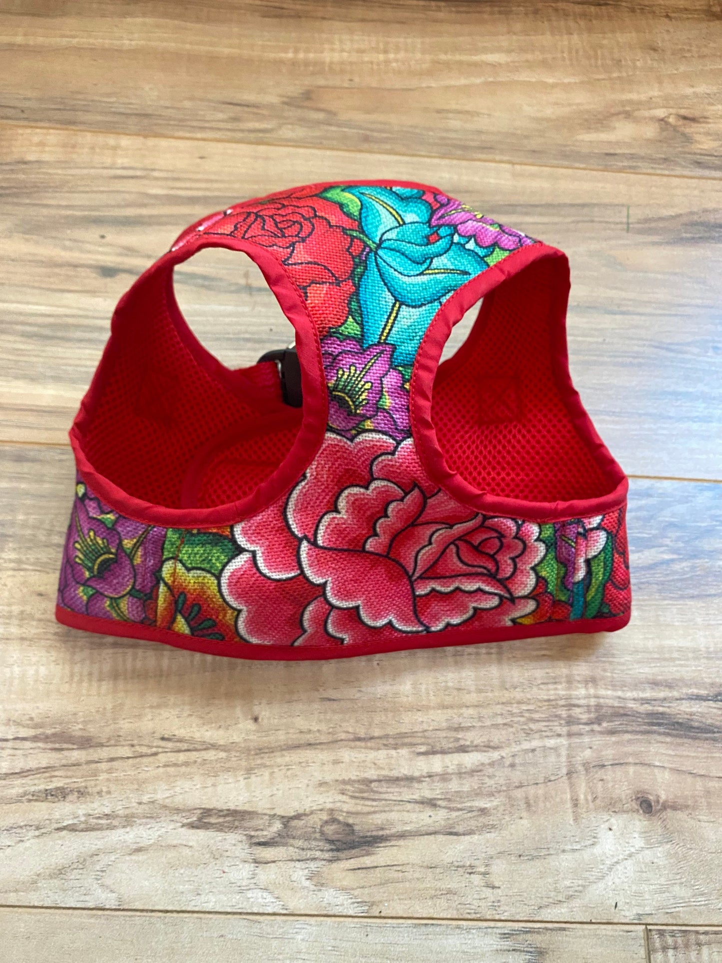Step in flowerfull harness