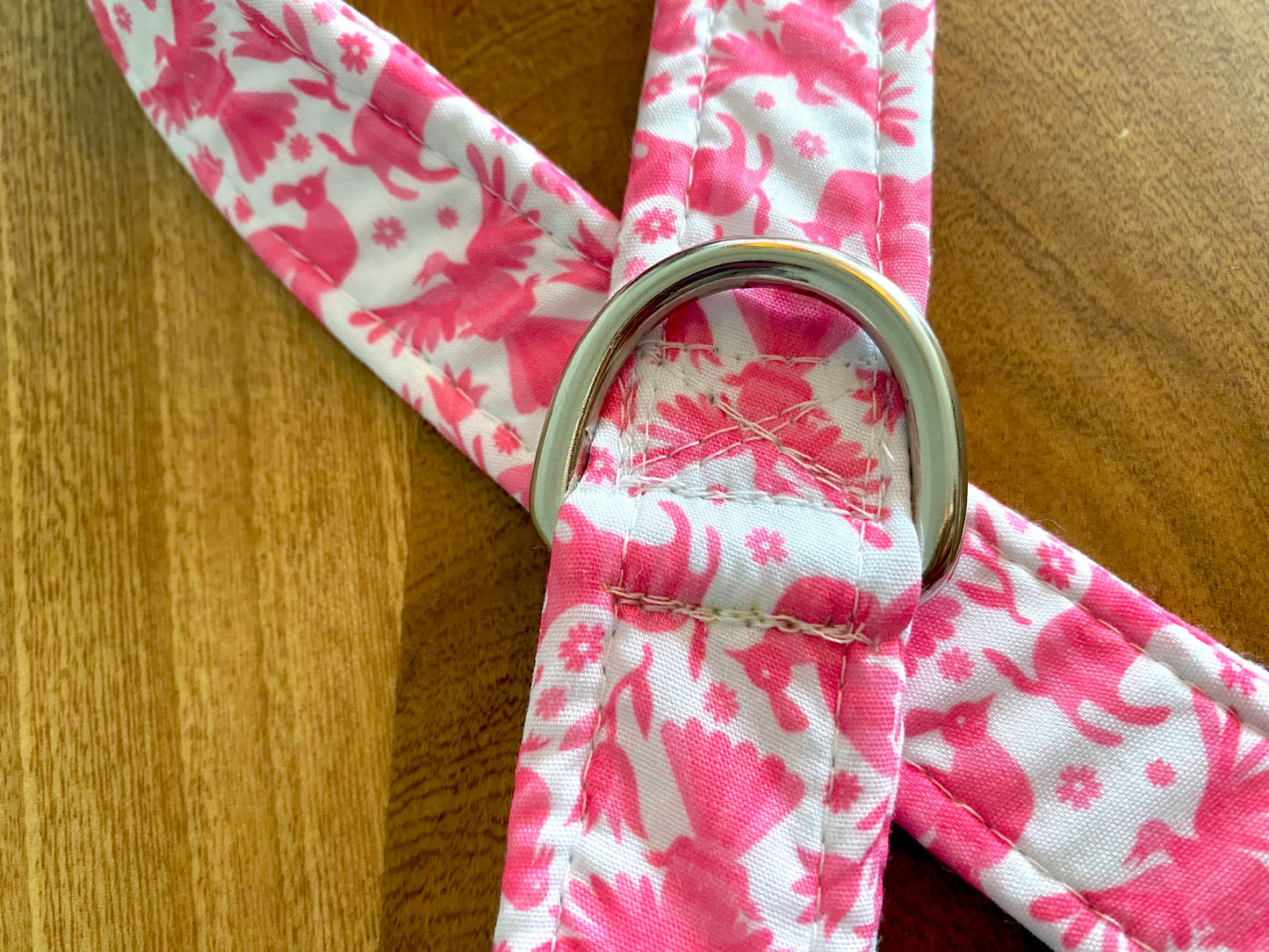 Pink otomi leash